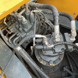 รถขุดไฮดรอลิกแบบตีนตะขาบ HYUNDAI 305LC-7S มือสอง ขนาด 30 ตัน สำหรับงานก่อสร้างและเหมืองแร่ - Product Image 5