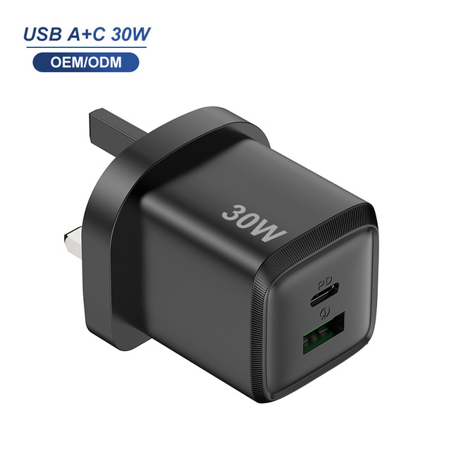 Ultra Thin 30W Wall Charger Adapter UK 2 Ports QC18W PD 30W Fast Charging Wall Block for Mobile Phone