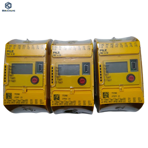 Module de commande de relais de sécurité PNOZ M BO, dispositif de circuit, composant de sécurité pour arrêt d'urgence - Product Image 1