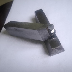 Machine entièrement automatique de fabrication de clous en acier à haute résistance avec composants de découpe de clous et de pompage, en acier à haute résistance - Product Image 2
