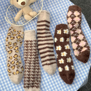 Calcetines de Felpa de Visón para Mujer, Calcetines Gruesos de Invierno, Estilo Retro, Absorbentes de Sudor, Calcetines para Estar en Casa - Product Image 2