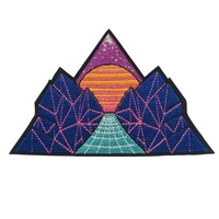 Patch applique brodé de fruits de cerise personnalisé pour la technique de broderie de tissu de jeans de vêtements