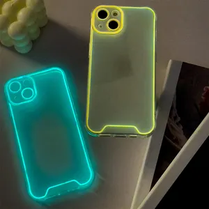 Nuevas fundas de teléfono móvil personalizadas de diseñador Guangzhou Night Light Luminous Clear Tpu 3D a prueba de golpes para Iphone15 14 13 12 11PROMAX