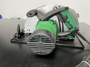 NewBeat Precio de fábrica 12in 305mm 2800W Herramientas eléctricas portátiles potentes <span class=keywords><strong>Sierra</strong></span> <span class=keywords><strong>circular</strong></span> de <span class=keywords><strong>corte</strong></span> de madera Industrial - Product Image 6