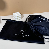 Sacs à cordon réutilisables en satin doux et luxueux, écologiques, avec impression sérigraphique de logo personnalisé pour le rangement de cadeaux, perruques et chaussures de danse