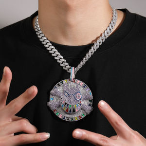 2023 nouveauté mignon forme ronde <span class=keywords><strong>CZ</strong></span> pendentif couleur disque dessin animé mode <span class=keywords><strong>plaque</strong></span> collier grande taille rappeur bijoux - Product Image 6