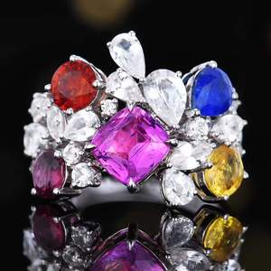 Bague en saphir naturel de couleur fantaisie 3,82 carats, or massif 18 carats incrusté de 18 saphirs blancs, bijoux de luxe pour femmes, vente en gros - Product Image 1