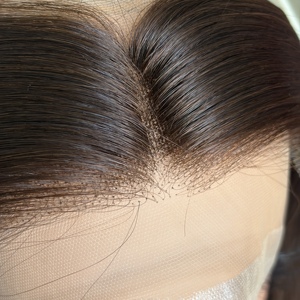 Postizo de Cabello Natural Color Marrón Ruso con Línea de Cabello Invisible y Encaje Suizo de Alta Calidad en Stock para Mujeres con Pérdida de Cabello - Product Image 3