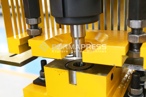Q35Y-16 ferronnier hydraulique personnalisable avec outillage en option pour le pliage spécialisé et le poinçonnage des persiennes - Product Image 4