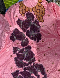 Bazin Brodé Africain de Haute Qualité avec <span class=keywords><strong>Blouse</strong></span> et Voiles, Vente en Gros à Dubaï, Dentelle Jacquard Noire - Product Image 3