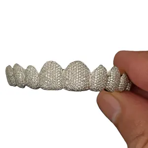 Rejilla Dental de Alta Calidad, Oro Sólido de 10k, con Diamantes de Imitación VVS Moissanite, Estilo Elegante, para Hombre - Product Image 4