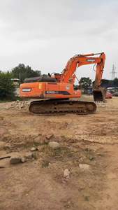 Excavadora de cadenas Doosan DH300LC-7 usada, modelo 2016, motor de alta eficiencia, bomba, motorreductor, 30 toneladas, origen Corea - Product Image 4