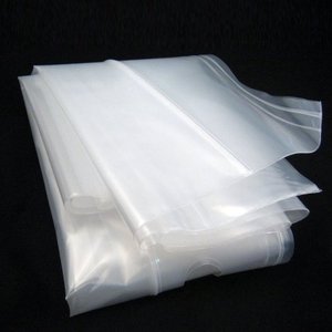 Vente en gros de sacs en plastique transparent avec impression personnalisée bon marché rouleau de sachets d'eau poly de fabricant vietnamien - Product Image 1