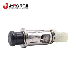 ไฟแช็กสำหรับรถตู้โตโยต้าไฮเอซ TRH203 ปี 2005-2013 - Product Image 2