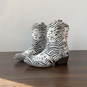Bottines à talon aiguille élégantes pour femmes, grande taille, motif zèbre - Product Image 1
