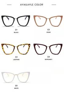 Gafas <span class=keywords><strong>de</strong></span> montura óptica cuadrada <span class=keywords><strong>para</strong></span> <span class=keywords><strong>mujer</strong></span>, novedad <span class=keywords><strong>de</strong></span> <span class=keywords><strong>moda</strong></span> 2024, monturas <span class=keywords><strong>de</strong></span> gafas ópticas <span class=keywords><strong>de</strong></span> río con estampado <span class=keywords><strong>de</strong></span> Metal <span class=keywords><strong>de</strong></span> ojo <span class=keywords><strong>de</strong></span> gato <span class=keywords><strong>2022</strong></span> - Product Image 3