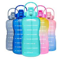 Pichet de gymnastique étanche portable Jenner de 1 gallon avec logo personnalisé et marqueur de temps