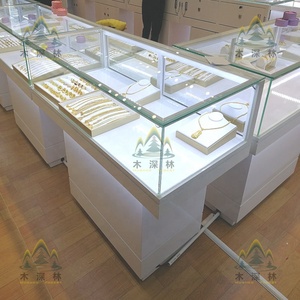 Tủ Trưng Bày Trang Sức Phong Cách Kệ Trưng Bày Kính Cửa Hàng Cho Trung Tâm Mua Sắm Thiết Kế Và Làm Đồ Nội Thất Cửa Hàng Tùy Chỉnh - Product Image 5