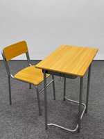 Bureau et chaise d'école modernes en bois avec hauteur réglable et structure métallique, garantie de 3 ans pour les écoles primaires et secondaires