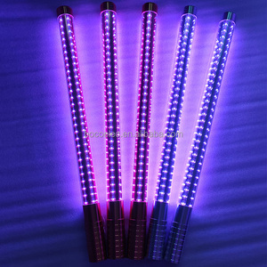 Lampes stroboscopiques LED rechargeables en alliage d'aluminium pour bouchons de bouteille, idéales pour les boîtes de nuit VIP, les événements festifs et les remises de diplômes - Product Image 2