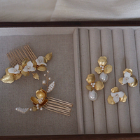 Élégant Cuivre Fleur Épingles À Cheveux De Mariée Peignes À Cheveux De Mariage En Céramique Floral Femmes Boucles D'oreilles Ensembles De Bijoux De Mariée