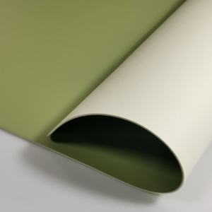 Tapis de <span class=keywords><strong>souris</strong></span> en cuir double face, tapis de bureau extra-large, imperméable, facile à nettoyer, tapis de clavier, impression de logo, forme roulée, vente chaude - Product Image 4