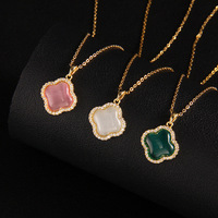 Vente en gros Collier trèfle à quatre feuilles en pierre œil de chat Collier pendentif cœur planète en zircon CZ Bijoux