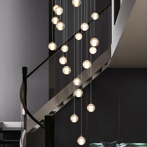 Lustre d'escalier incomparable en acier inoxydable avec boules de cristal, effet pluie de météores en cascade, 3 couleurs changeantes, luxe sur mesure - Product Image 1