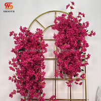 Chemin de table en fleurs de bougainvillier rose fait main par LEDA Factory, décoration douce pour mariage, anniversaires, Saint-Valentin