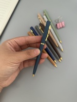 Stylo bille en plastique de 0,7 mm avec logo personnalisé imprimé pour l'écriture, les conférences, les écoles, les expositions, les bureaux, les signatures professionnelles, les cadeaux