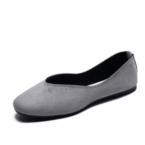 Mocassins pour femmes à bout peu profond, couleur unie, tendance, chaussures décontractées pour femmes, chaussures plates confortables pour la marche en plein air - Product Image 1