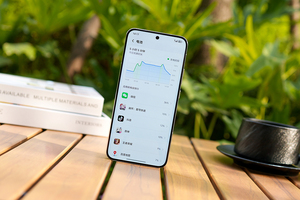 <span class=keywords><strong>โทรศัพท์</strong></span>มือถือ Honor GT Pro หน้าจอ 6.78 นิ้ว ความละเอียด 1.5K 144Hz ชิปเซ็ต SD 8 Elite Octa Core แบตเตอรี่ 7200mAh รองรับชาร์จเร็ว 90W กล้อง 50MP มาตรฐานกันน้ำกันฝุ่น IP68 IP69 รองรับ 5G ระบบปฏิบัติการ Android - Product Image 5