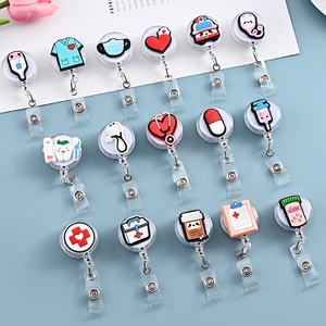 Porte-badge rétractable en PVC de la série médicale pour infirmières - Product Image 6