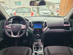 <b>TPMS</b> Equipped 2016 NAVY Ssangyong Tivoli Left Hand Drive Automatic Diesel SUV Clean Interior No Accidents - Product Image 3