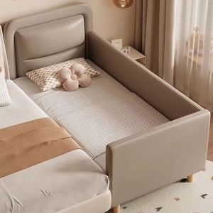 Cama Infantil de Madera Maciza Empalmable con Borde Ensanchado y Barandilla para Niños y Niñas - Product Image 4