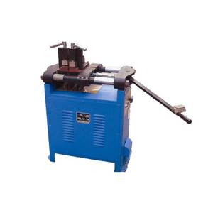 Machine de soudage bout à bout UN-100K pour bordures en acier, barres d'armature en acier et bandes de cadre de porte - Product Image 1