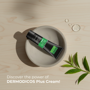 Crème Dermodicos Plus 30ml Huile d'arbre à thé Acide hyaluronique Vitamine E Crème hydratante profonde naturelle pour le visage de nuit pour femmes Tous types de peau - Product Image 3