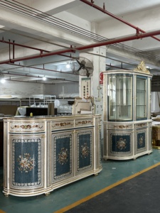 Armadietto del vino francese di lusso-stile sontuoso in legno massello dipinto a mano con guscio dorato intarsiato classico <span class=keywords><strong>mobili</strong></span> antichi - Product Image 4
