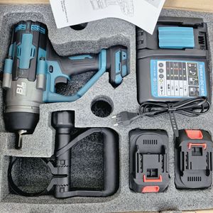 Llave de impacto eléctrica OEM de 18V con motor sin escobillas y batería de litio para reparación de automóviles y andamios - Product Image 1