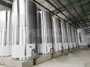 خزان تخزين وتخمير النبيذ من الفولاذ المقاوم للصدأ مع وعاء ضغط ومحرك PLC - نظام تخمير البيرة معتمد من الأيزو - Product Image 3