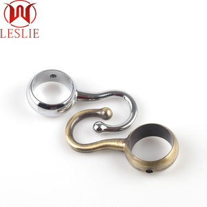 Crochet décoratif Leslie 25 mm en alliage de zinc chromé pour armoire et manteau - Product Image 1