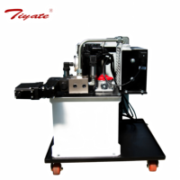 Station hydraulique servo-propulsive mobile avec plateau mobile et armoire de commande pour unité de puissance hydraulique de cellule d'assemblage