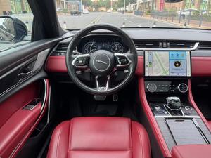 Autos <span class=keywords><strong>Usados</strong></span> con Bajo Kilometraje Jaguar XFL 2021 2.0T P250 4WD Edición Deportiva Negra - Product Image 4