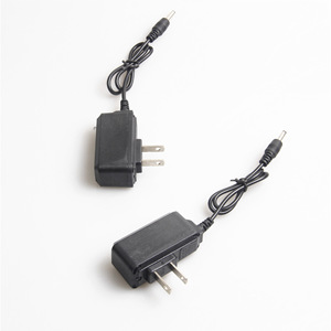 Cargador Enchufable 100-240V 5V 2A 10W Para Carga Estándar de Baterías - Product Image 2