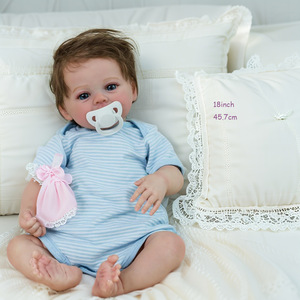 Bambola Reborn Realistica con Squisita Pittura 3D Fatta a Mano, Effetto Pelle Reale, Adorabile Bambola Simulazione Neonato per Bambine - Product Image 3