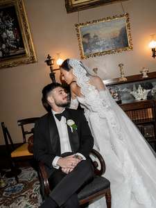 Ruolai WTH199 Abiti da <span class=keywords><strong>Sposa</strong></span> Reali Semplici Avorio a Linea ad A con Applicazioni in Pizzo Francese Coda Lunga e Maniche Lunghe - Product Image 4