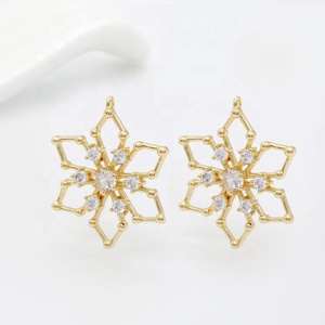 14K Oro Placcato In Ottone Intarsiato Zircone <span class=keywords><strong>Fiocco</strong></span> <span class=keywords><strong>di</strong></span> <span class=keywords><strong>Neve</strong></span> <span class=keywords><strong>di</strong></span> Fascino per le Ragazze - Product Image 4