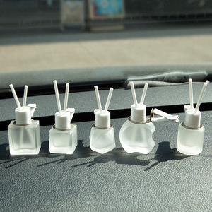 8ml Empty Clear <b>Car</b> <b>Diffuser</b> Vent Clip Air Freshener Outlet Cooler Perfume Essential Oil <b>Bottle</b> With White Cap and Fiber Stick - Product Image 3