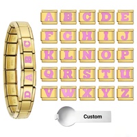Venta al por mayor de dijes italianos de acero inoxidable de 9 mm con letras del alfabeto inglés A-Z en rosa, ideales para pulseras, joyería de moda DIY para mujeres y hombres.