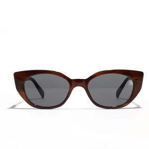 Gafas de Sol de ojo de gato estilo Caperucita Roja Vintage marca de moda de Corea <span class=keywords><strong>del</strong></span> <span class=keywords><strong>Sur</strong></span> UV400 PC de <span class=keywords><strong>calle</strong></span> transfronterizo para hombres y mujeres - Product Image 5